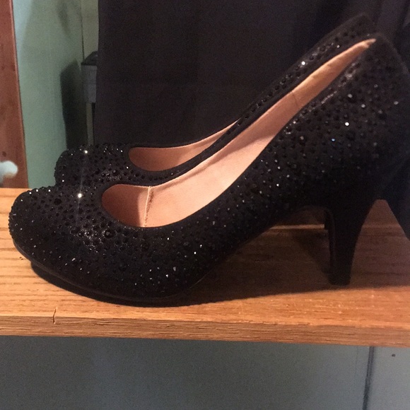 Black rhinestone low heel pumps - Picture 3 of 6